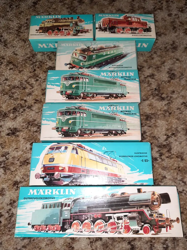 Locomotives Märklin HO en boîte d’origine à vendre